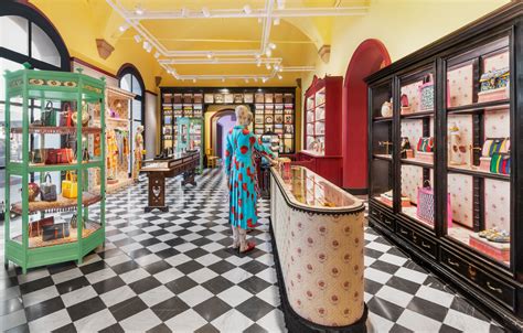 gucci garden firenze|gucci garden gift shop.